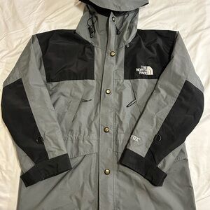 The North Face Men's Black and Gray Raincoat
